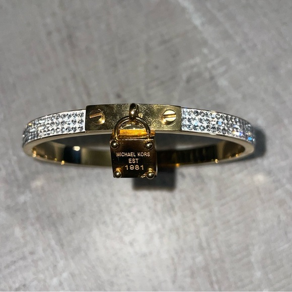 🎀NEW Michael Kors Locket Bracelet - Picture 4 of 7